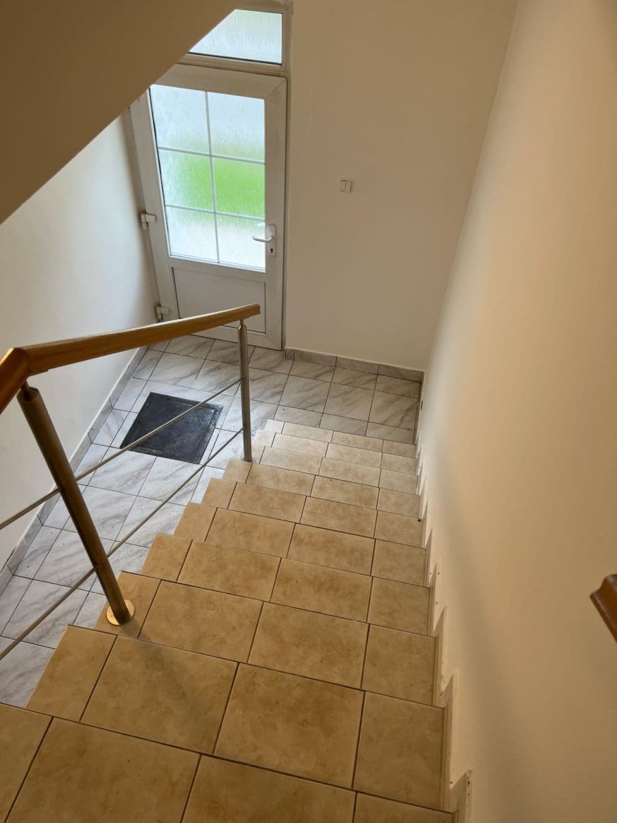 Prenájom bytu 3-izbový 120 m², Havlíčkovo nám., Kladno, Středočeský kraj Prenájom bytu 3-izbový 120 m², Havlíčkovo nám., Kladno, Středočeský kraj