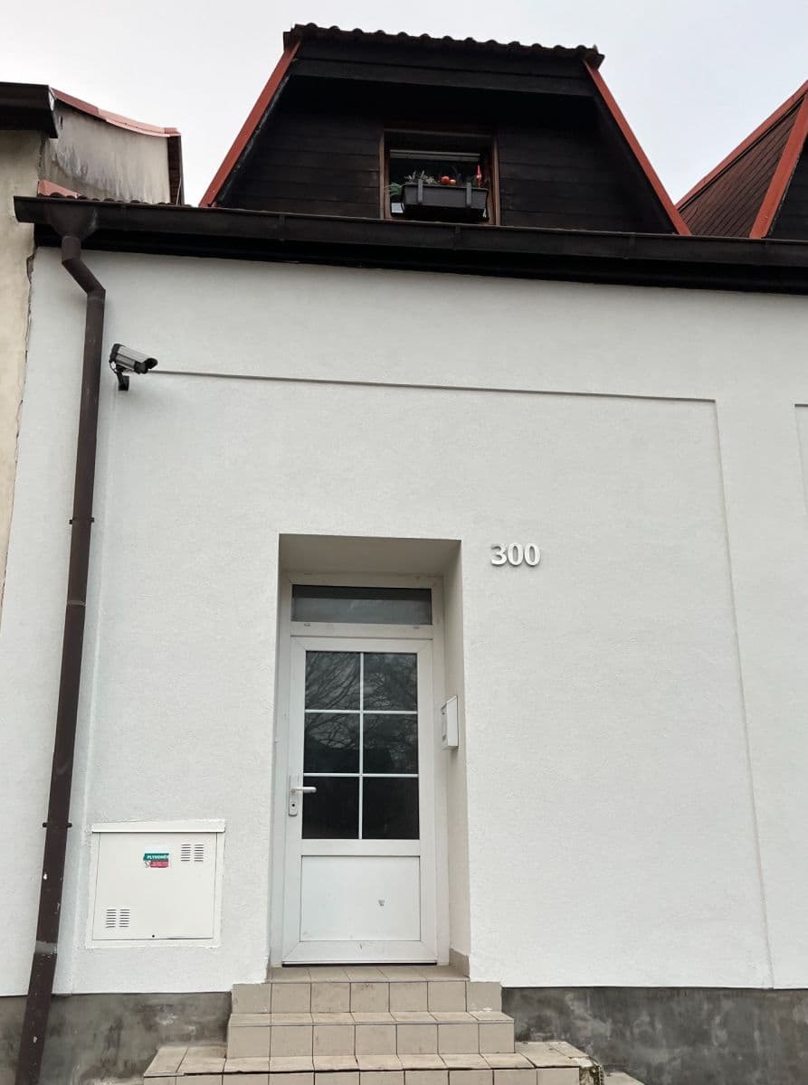 Prenájom bytu 3-izbový 120 m², Havlíčkovo nám., Kladno, Středočeský kraj Prenájom bytu 3-izbový 120 m², Havlíčkovo nám., Kladno, Středočeský kraj