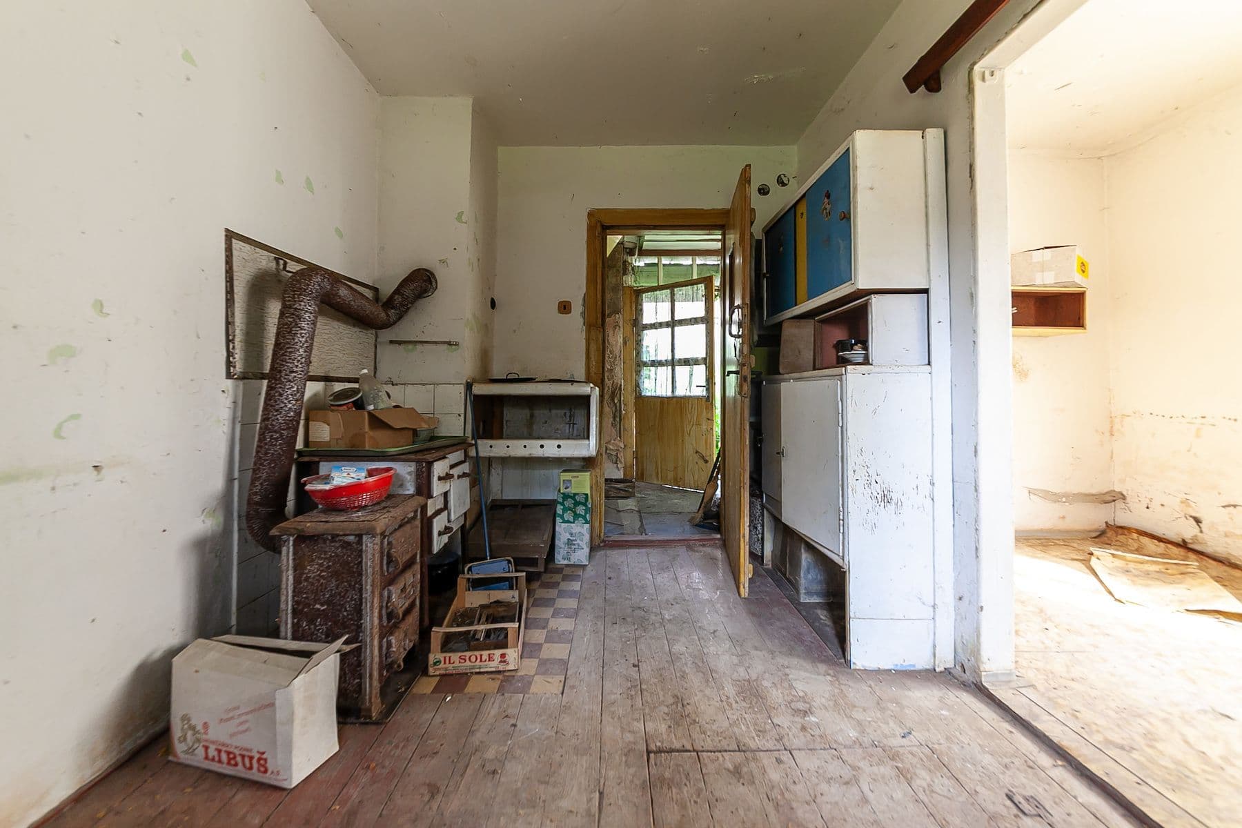 Predaj rekreačného objektu 35 m², pozemek 614 m², Ke Lhotě, Dolní Břežany, Středočeský kraj Predaj rekreačného objektu 35 m², pozemek 614 m², Ke Lhotě, Dolní Břežany, Středočeský kraj