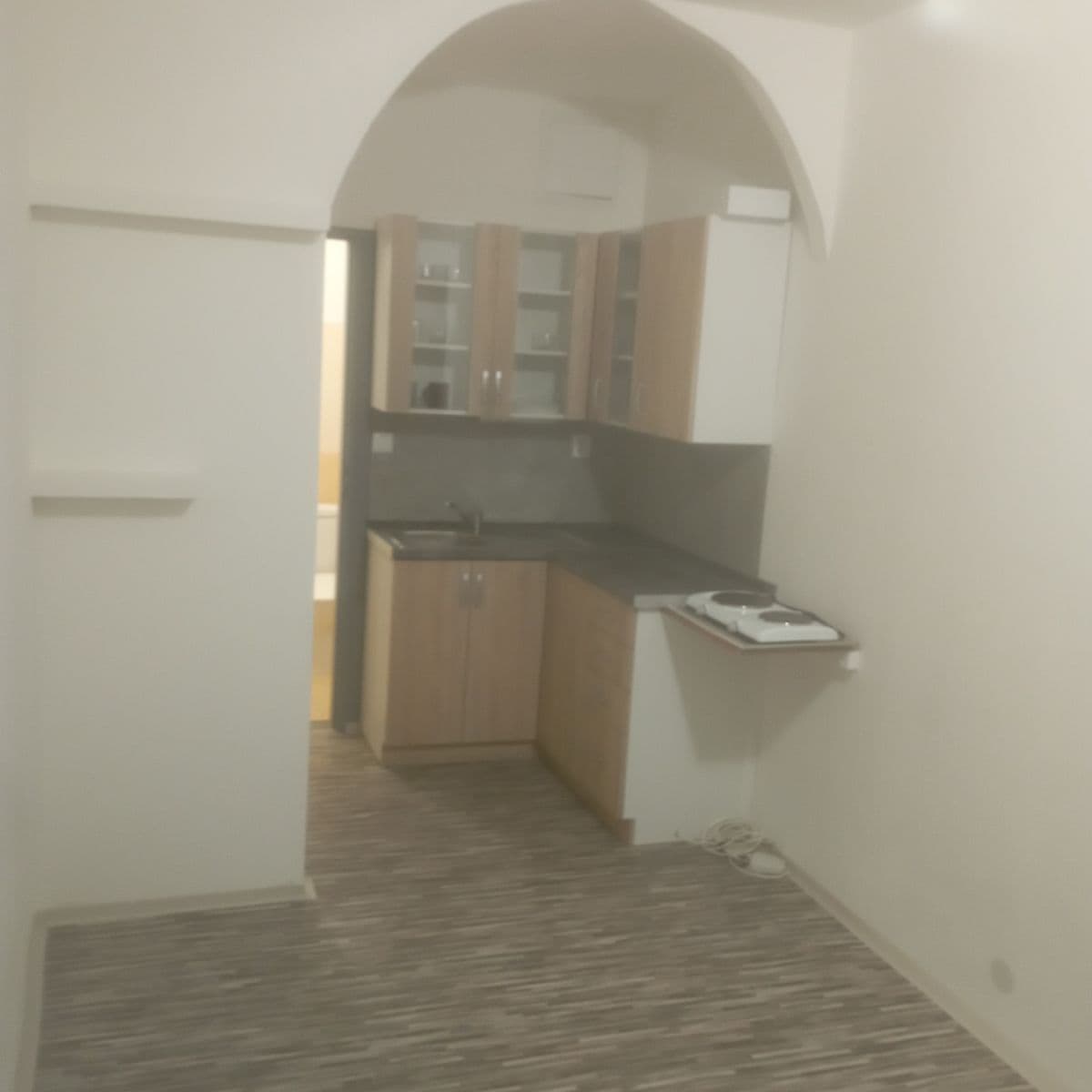 Prenájom nebytového priestoru 15 m², Moldavská, Brno, Jihomoravský kraj Prenájom nebytového priestoru 15 m², Moldavská, Brno, Jihomoravský kraj