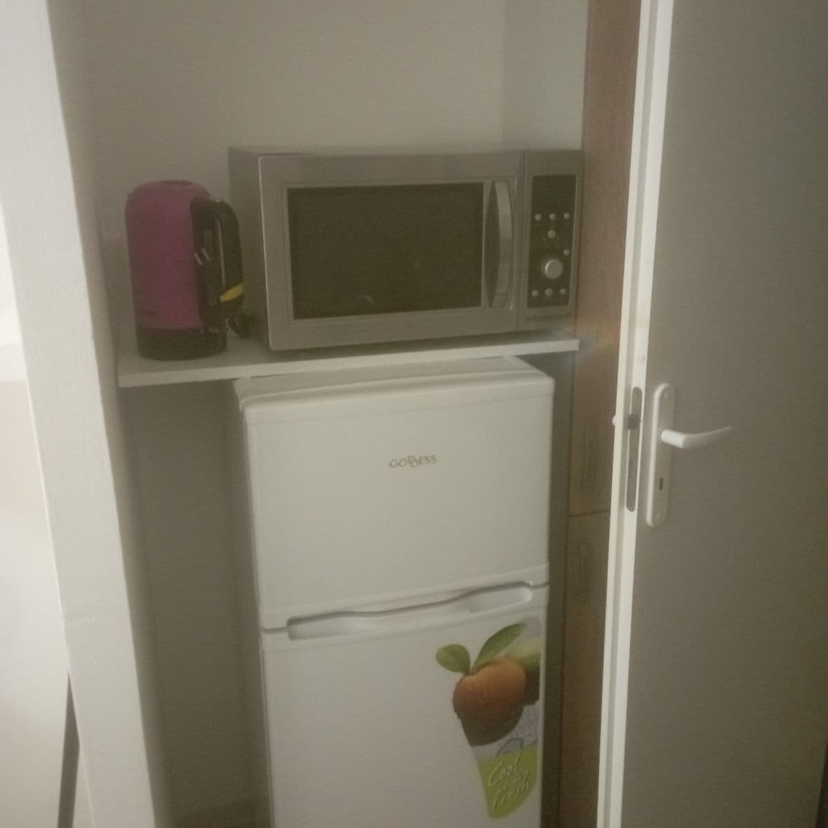 Prenájom nebytového priestoru 15 m², Moldavská, Brno, Jihomoravský kraj Prenájom nebytového priestoru 15 m², Moldavská, Brno, Jihomoravský kraj