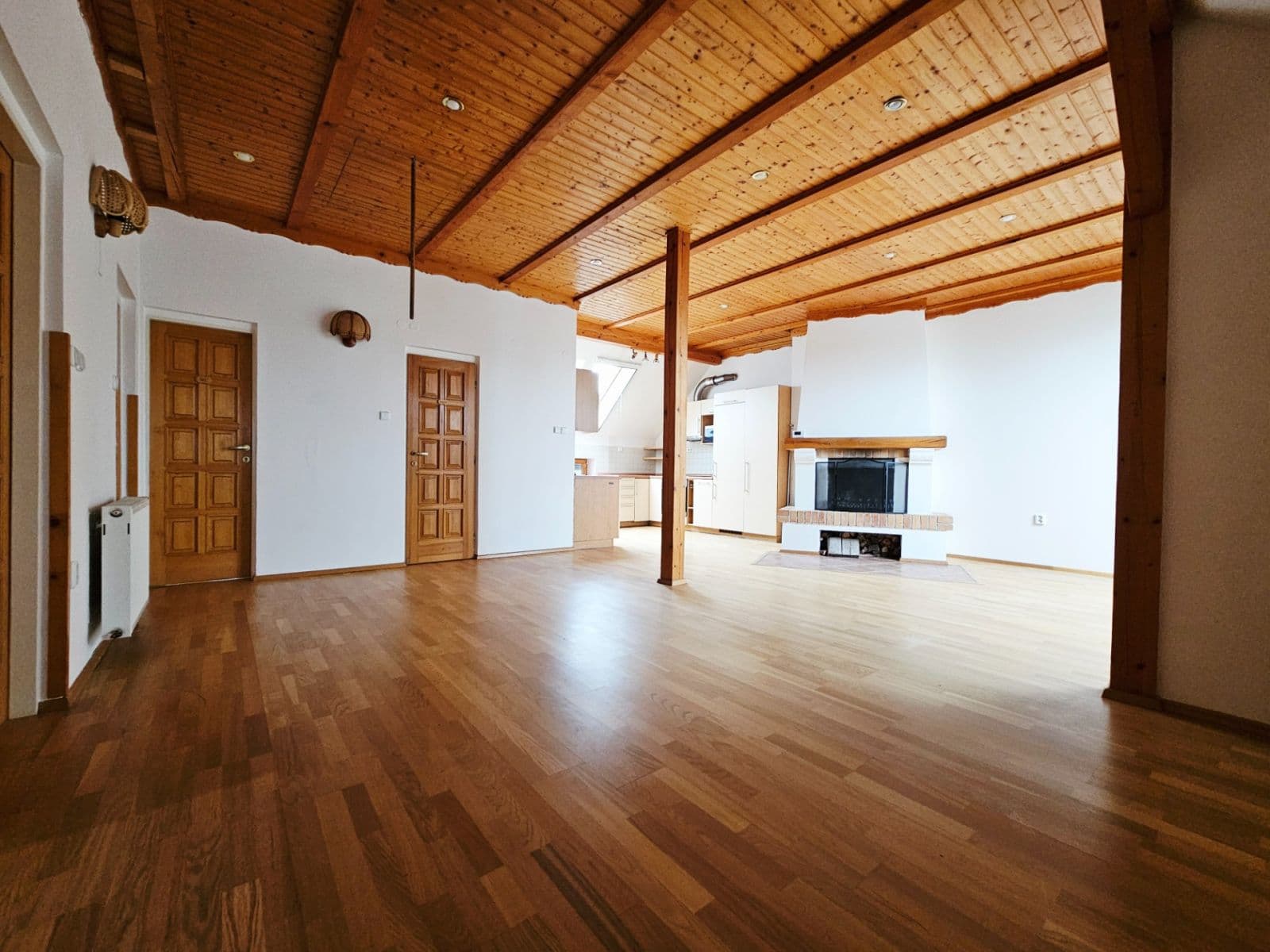 Prenájom bytu 3-izbový 112 m², Adélčina, Praha, Praha Prenájom bytu 3-izbový 112 m², Adélčina, Praha, Praha