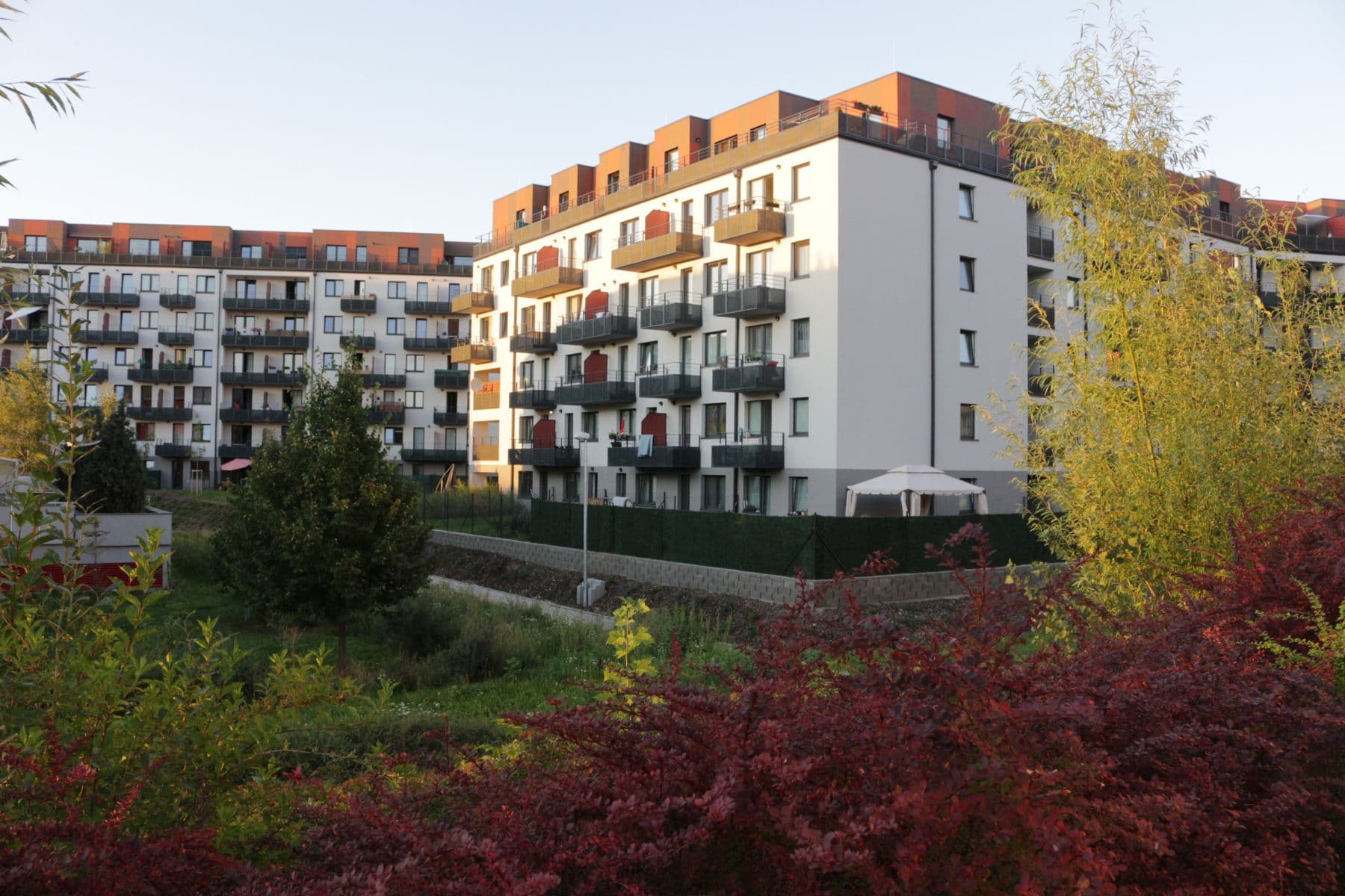 Prenájom bytu 1-izbový 42 m², Škrábkových, Praha, Praha Prenájom bytu 1-izbový 42 m², Škrábkových, Praha, Praha