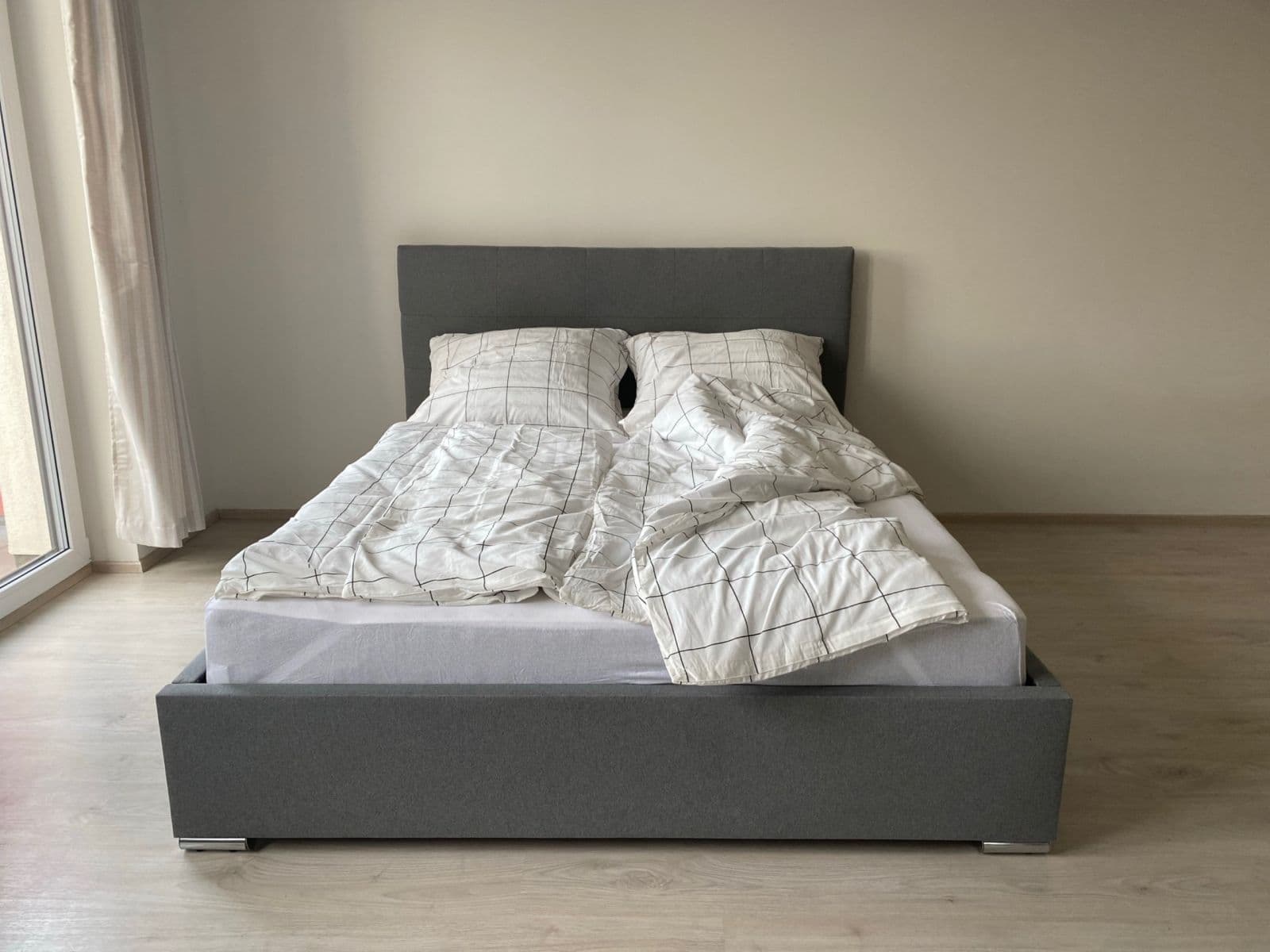 Prenájom bytu 1-izbový 42 m², Škrábkových, Praha, Praha Prenájom bytu 1-izbový 42 m², Škrábkových, Praha, Praha