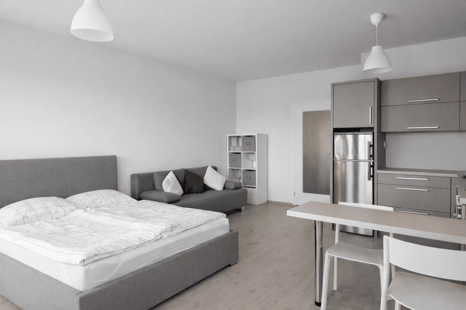 Prenájom bytu 1-izbový 42 m², Škrábkových, Praha, Praha Prenájom bytu 1-izbový 42 m², Škrábkových, Praha, Praha
