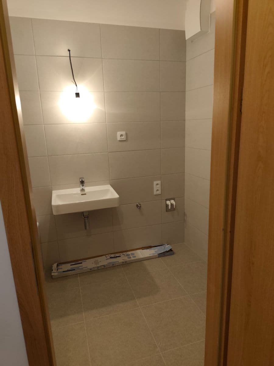 Prenájom bytu 2-izbový 52 m², Stočesova, Praha, Praha Prenájom bytu 2-izbový 52 m², Stočesova, Praha, Praha