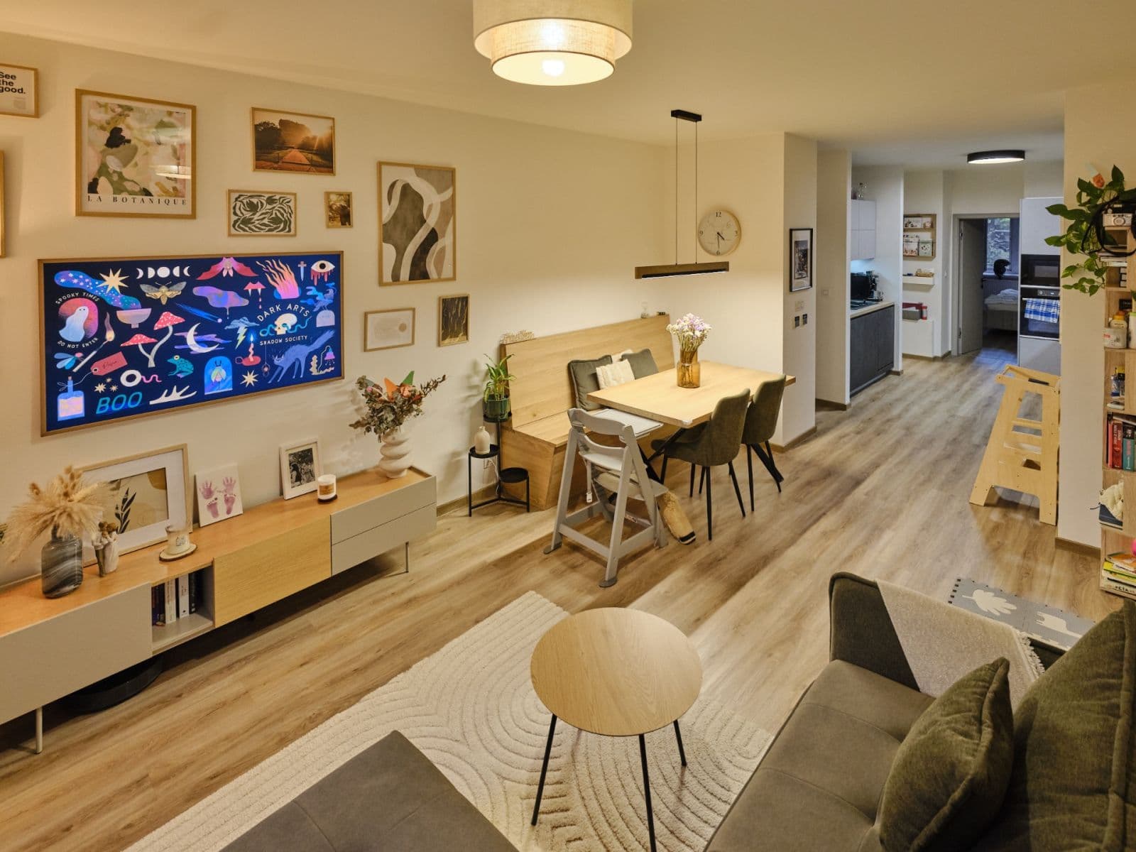 Prenájom bytu 2-izbový 55 m², Svojetická, Praha, Praha Prenájom bytu 2-izbový 55 m², Svojetická, Praha, Praha