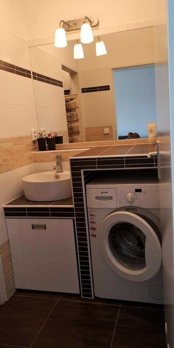 Prenájom bytu 2-izbový 54 m², Přeštická, Praha, Praha Prenájom bytu 2-izbový 54 m², Přeštická, Praha, Praha