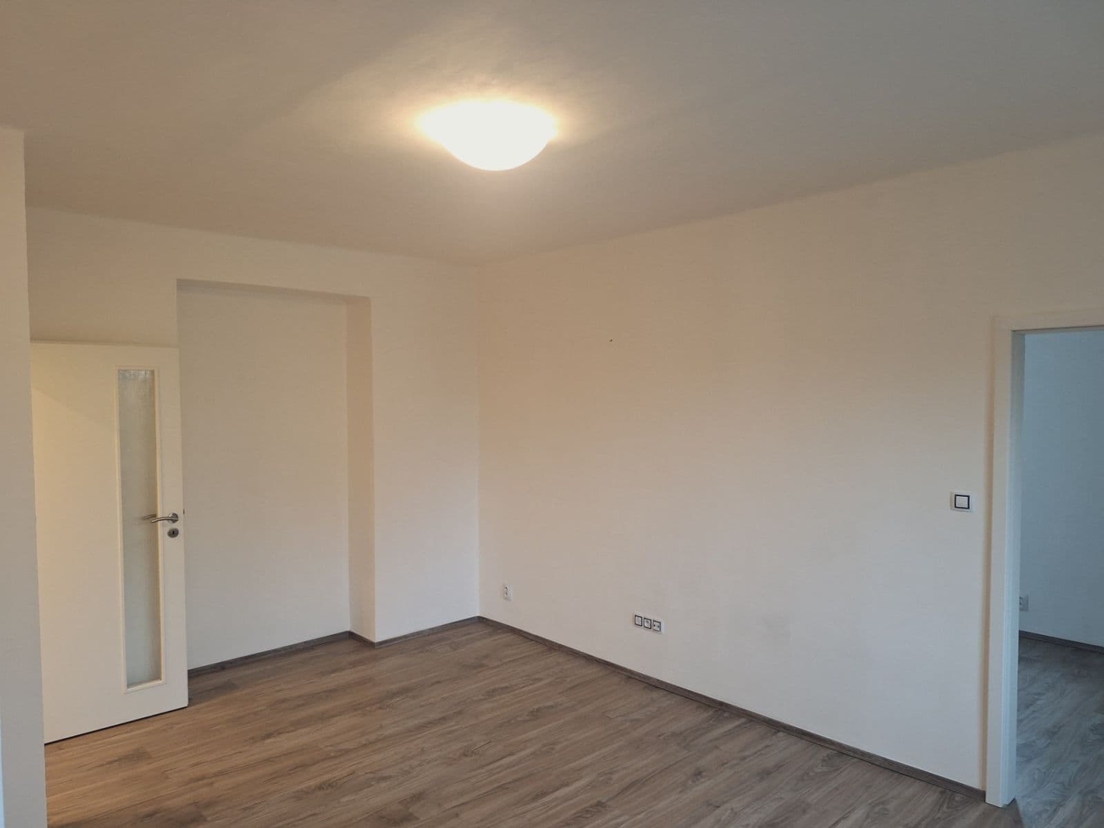 Prenájom bytu 2-izbový 44 m², Dětská, Praha, Praha Prenájom bytu 2-izbový 44 m², Dětská, Praha, Praha