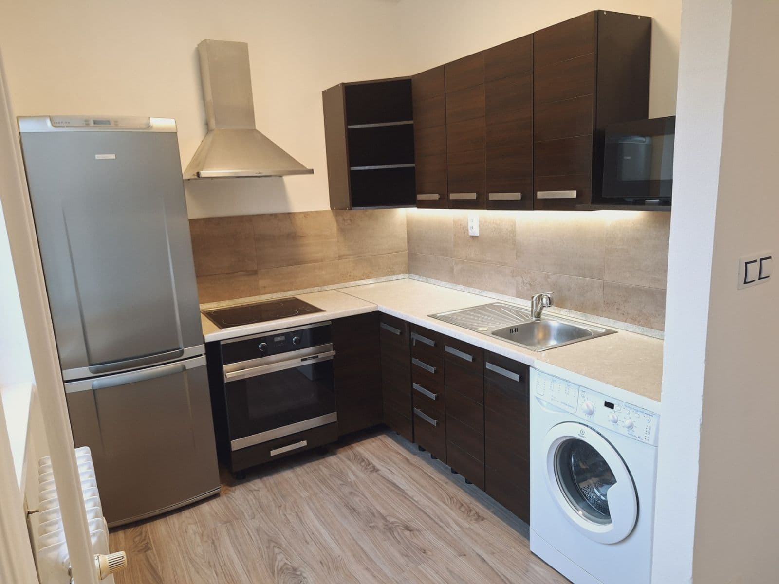 Prenájom bytu 2-izbový 44 m², Dětská, Praha, Praha Prenájom bytu 2-izbový 44 m², Dětská, Praha, Praha
