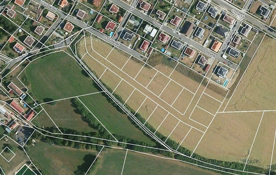 Predaj pozemku 800 m², Načeradec, Středočeský kraj Predaj pozemku 800 m², Načeradec, Středočeský kraj