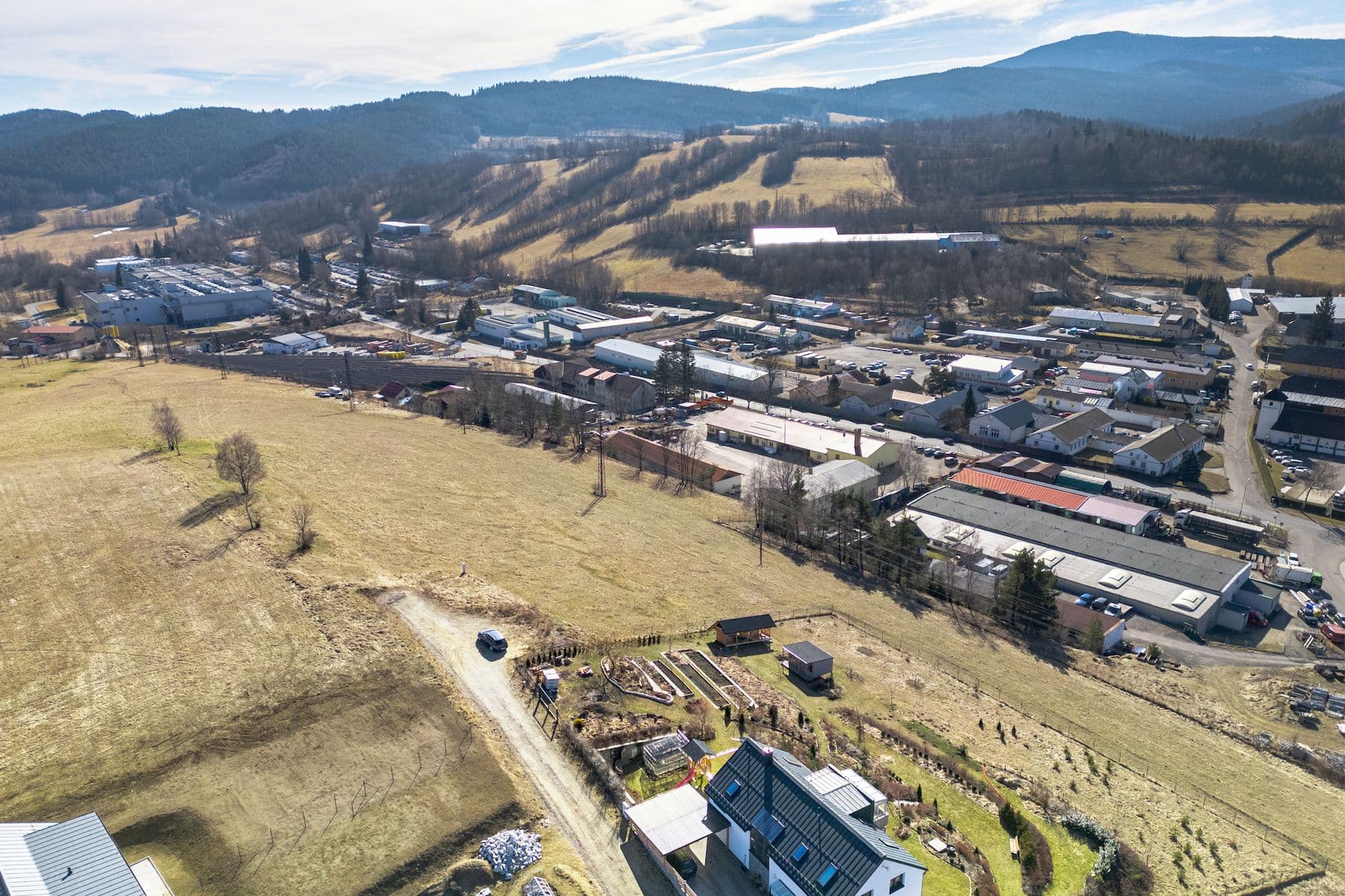 Predaj pozemku 1.287 m², Vimperk, Jihočeský kraj Predaj pozemku 1.287 m², Vimperk, Jihočeský kraj