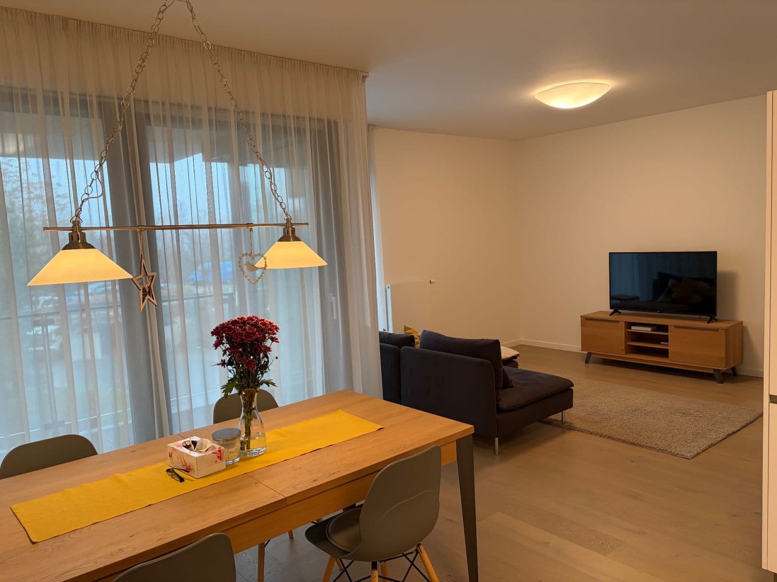 Prenájom bytu 2-izbový 64 m², Menclova, Praha, Praha Prenájom bytu 2-izbový 64 m², Menclova, Praha, Praha