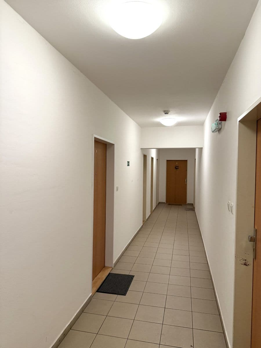 Predaj bytu 2-izbový 44 m², Hnězdenská, Praha, Praha Predaj bytu 2-izbový 44 m², Hnězdenská, Praha, Praha