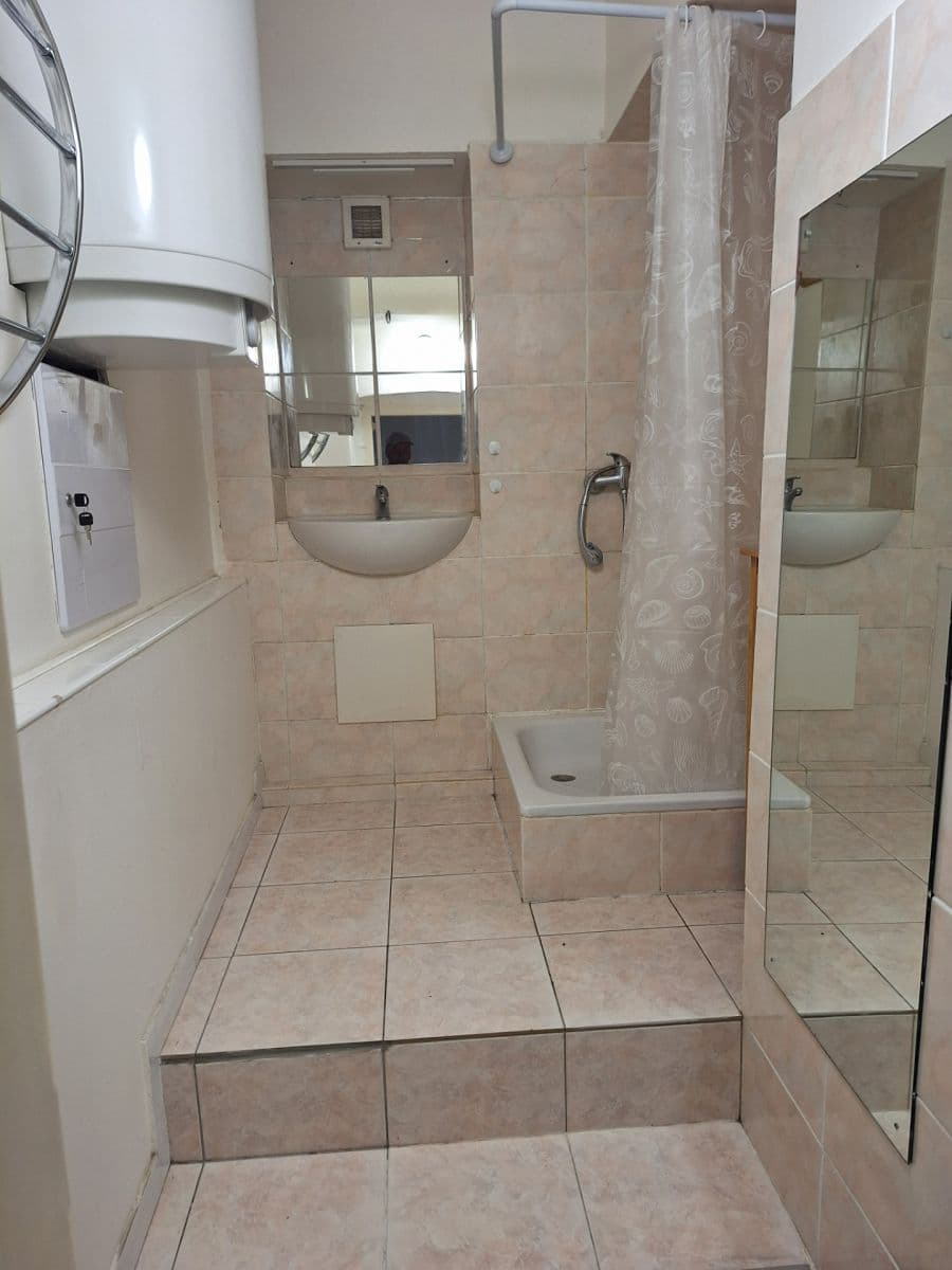 Prenájom bytu 2-izbový 38 m², Václavkova, Praha, Praha Prenájom bytu 2-izbový 38 m², Václavkova, Praha, Praha