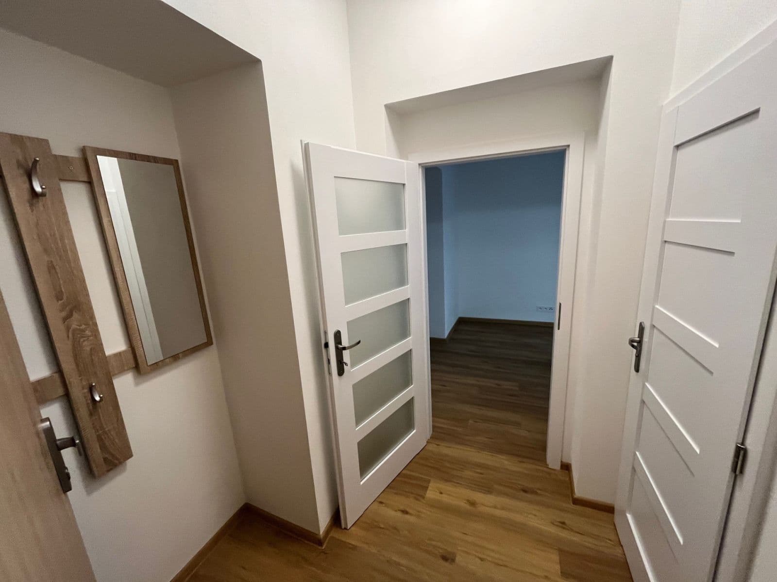 Prenájom bytu 1-izbový 40 m², Pod Kavalírkou, Praha, Praha Prenájom bytu 1-izbový 40 m², Pod Kavalírkou, Praha, Praha