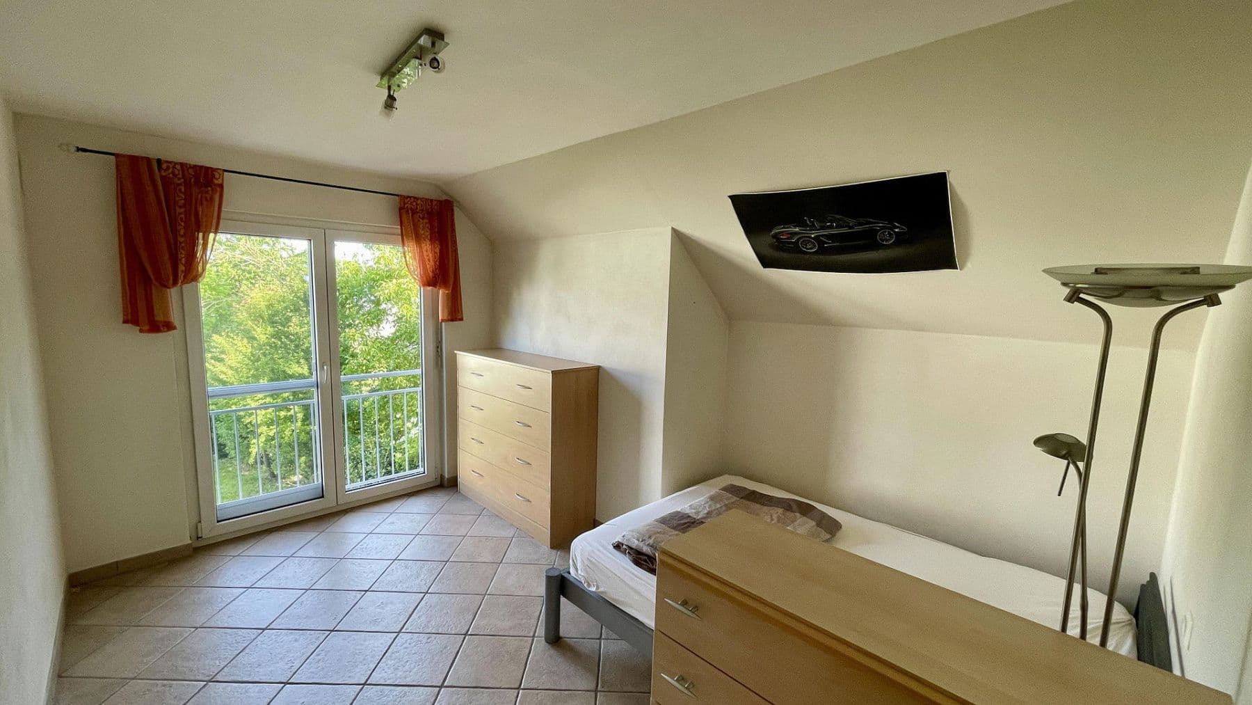 Predaj domu 117 m², pozemek 400 m², Freigericht, Hesensko Predaj domu 117 m², pozemek 400 m², Freigericht, Hesensko