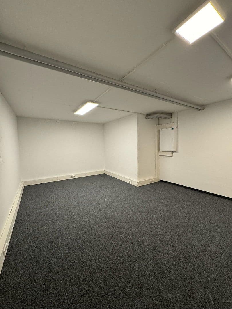 Predaj kancelárie 315 m², Münchener Straße 113, Ingolstadt, Bavorsko Predaj kancelárie 315 m², Münchener Straße 113, Ingolstadt, Bavorsko