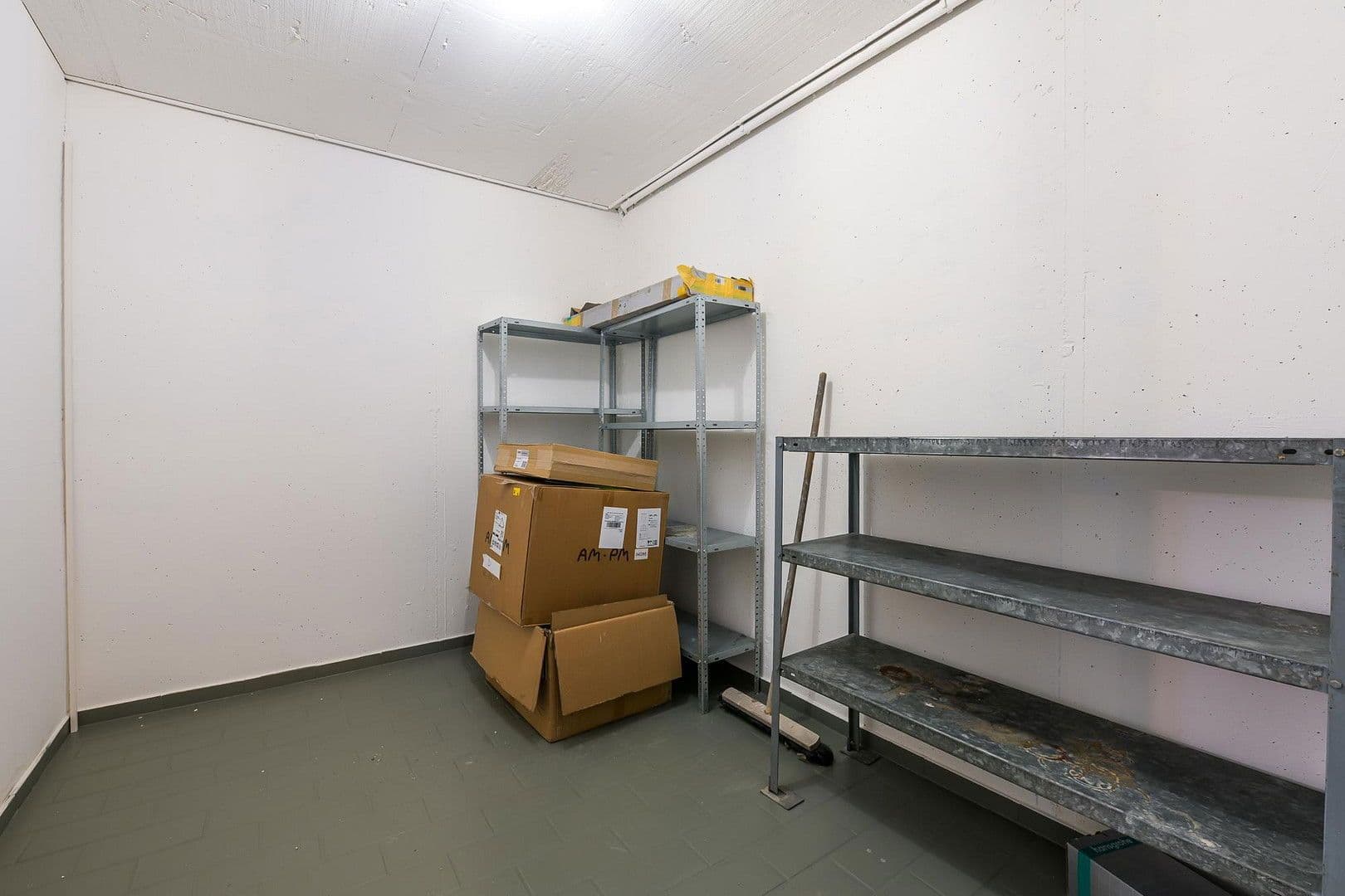 Predaj domu 161 m², pozemek 216 m², Bad Friedrichshall, Bádensko-Wurttembersko Predaj domu 161 m², pozemek 216 m², Bad Friedrichshall, Bádensko-Wurttembersko