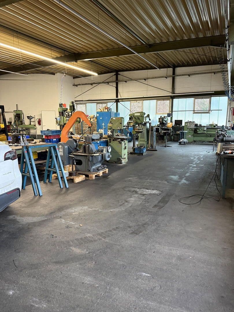 Prenájom nebytového priestoru 1.248 m², Oberste Kamp 7, Velbert, Severné Porýnie - Westfálsko Prenájom nebytového priestoru 1.248 m², Oberste Kamp 7, Velbert, Severné Porýnie - Westfálsko