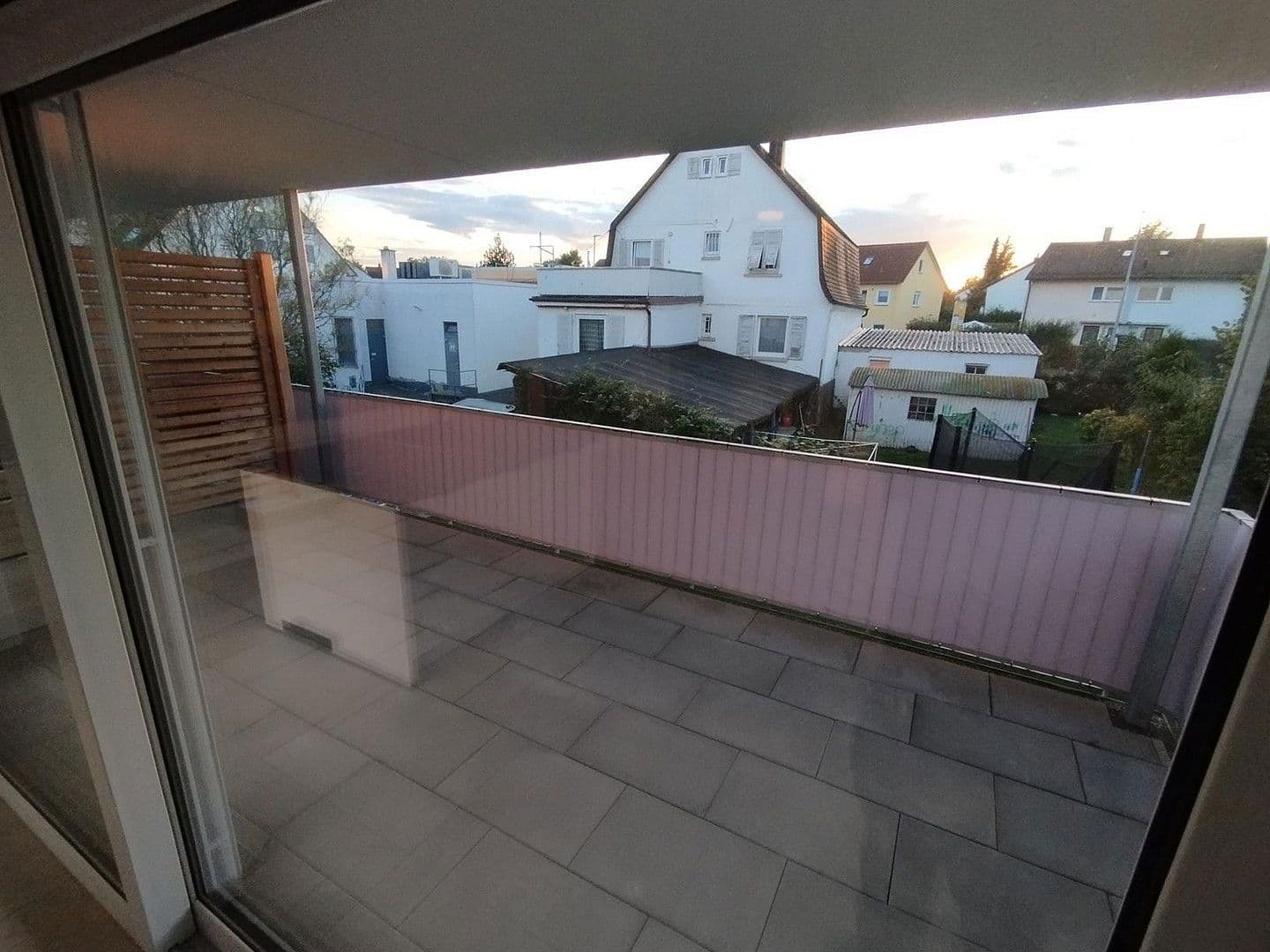 Prenájom bytu 2-izbový 65 m², Nelkenstraße, Leinfelden-Echterdingen, Bádensko-Wurttembersko Prenájom bytu 2-izbový 65 m², Nelkenstraße, Leinfelden-Echterdingen, Bádensko-Wurttembersko