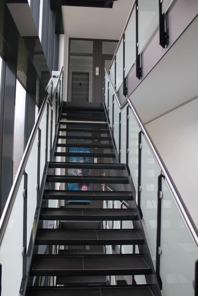 Prenájom kancelárie 262 m², Lise-Meitner-Straße 3, Krailling, Bavorsko Prenájom kancelárie 262 m², Lise-Meitner-Straße 3, Krailling, Bavorsko