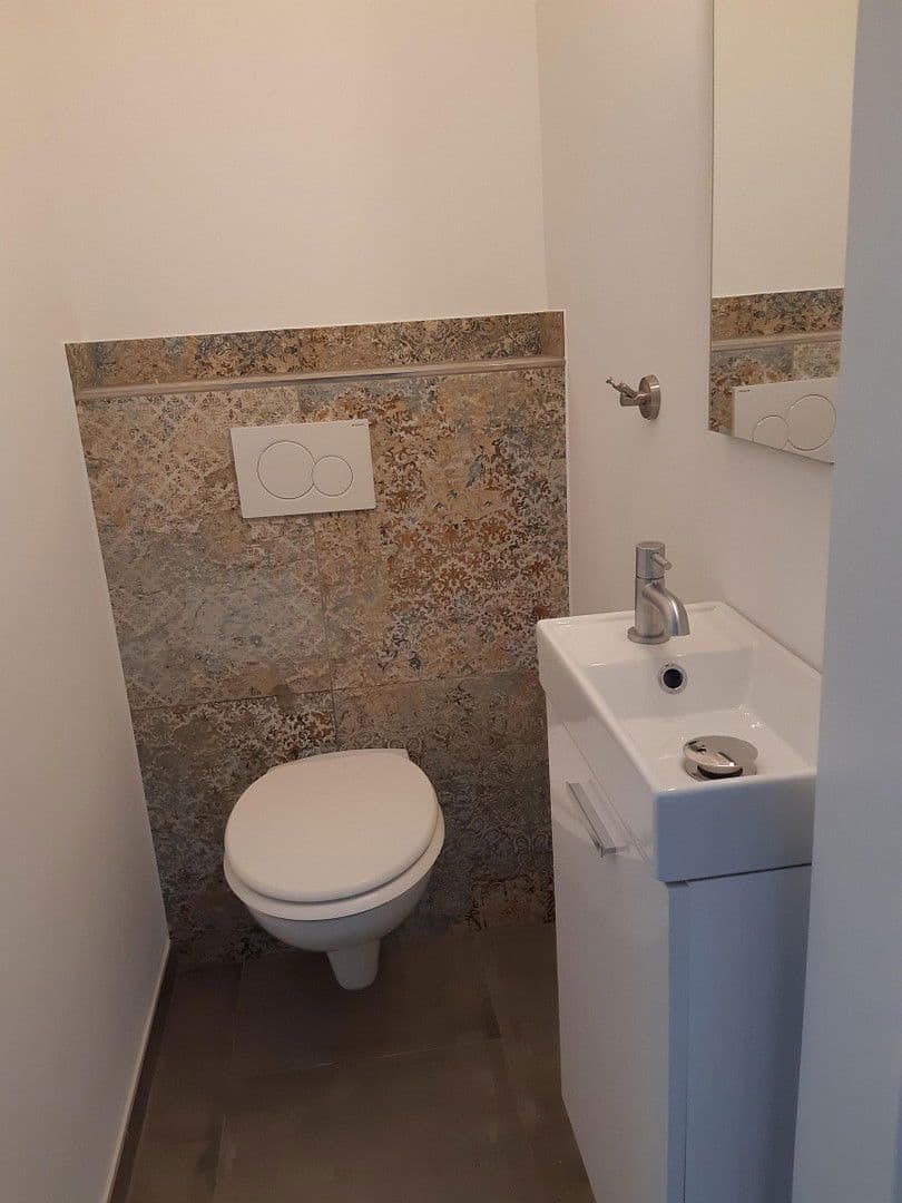 Prenájom bytu 2-izbový 105 m², Herzogenrath, Severné Porýnie - Westfálsko Prenájom bytu 2-izbový 105 m², Herzogenrath, Severné Porýnie - Westfálsko