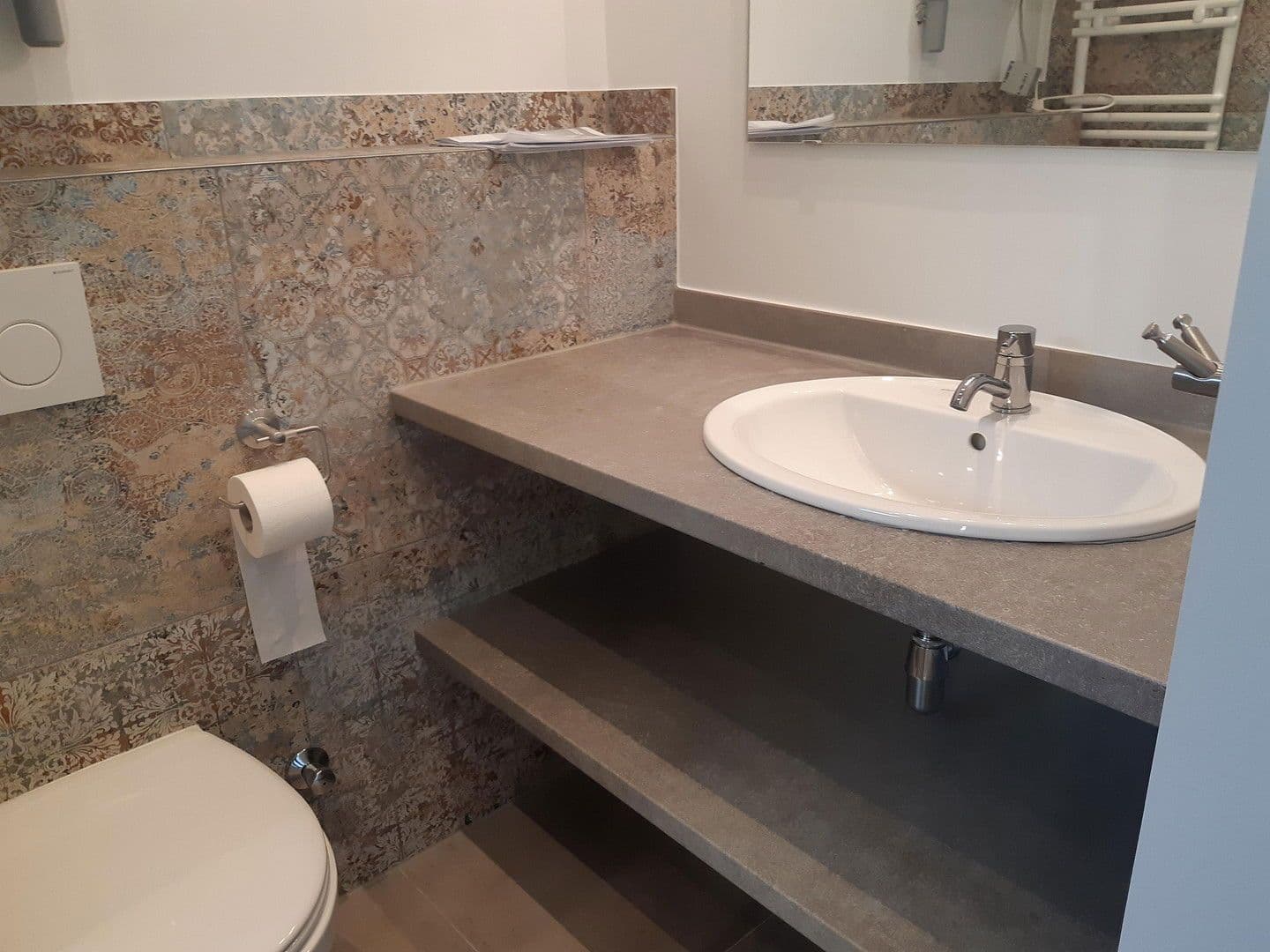 Prenájom bytu 2-izbový 105 m², Herzogenrath, Severné Porýnie - Westfálsko Prenájom bytu 2-izbový 105 m², Herzogenrath, Severné Porýnie - Westfálsko