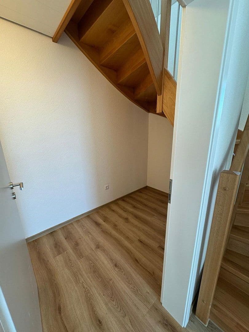 Prenájom bytu 3-izbový 85 m², Schützenstr. 4, Dinkelsbühl, Bavorsko Prenájom bytu 3-izbový 85 m², Schützenstr. 4, Dinkelsbühl, Bavorsko