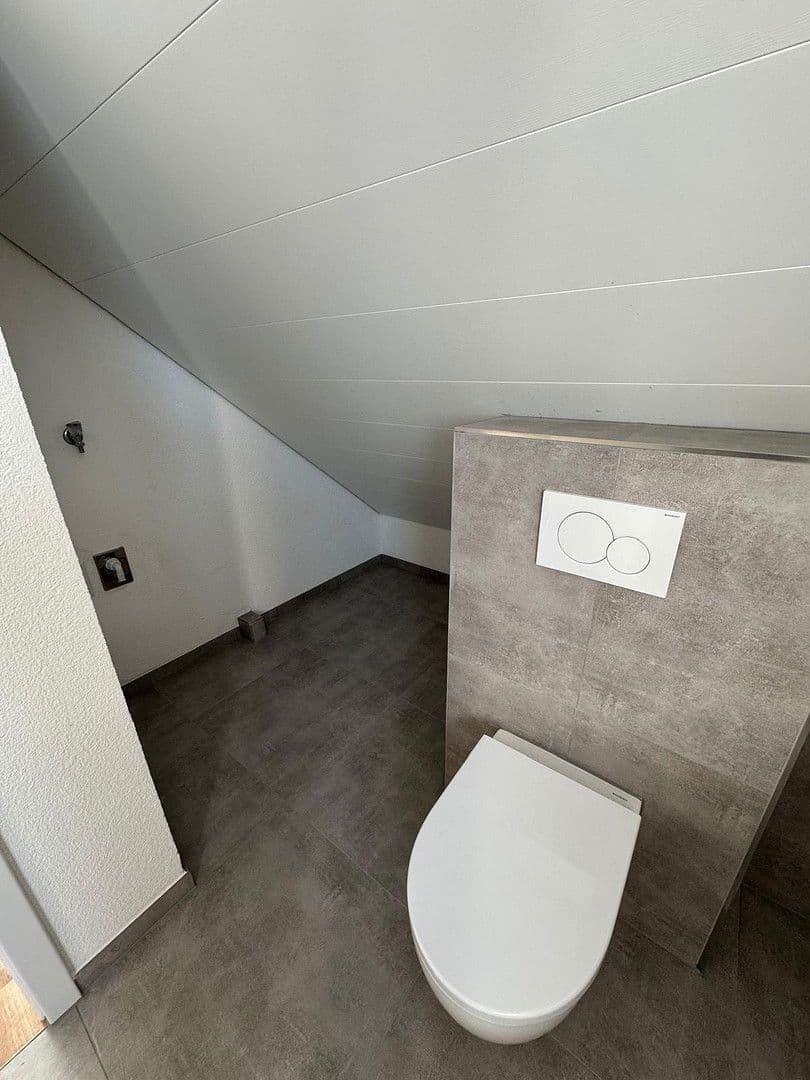 Prenájom bytu 3-izbový 85 m², Schützenstr. 4, Dinkelsbühl, Bavorsko Prenájom bytu 3-izbový 85 m², Schützenstr. 4, Dinkelsbühl, Bavorsko