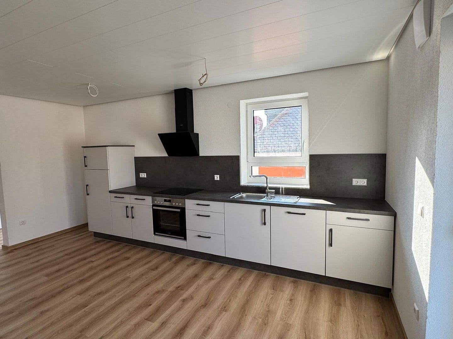 Prenájom bytu 3-izbový 85 m², Schützenstr. 4, Dinkelsbühl, Bavorsko Prenájom bytu 3-izbový 85 m², Schützenstr. 4, Dinkelsbühl, Bavorsko