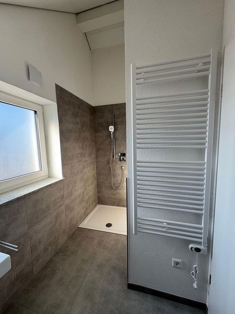 Prenájom bytu 3-izbový 85 m², Schützenstr. 4, Dinkelsbühl, Bavorsko Prenájom bytu 3-izbový 85 m², Schützenstr. 4, Dinkelsbühl, Bavorsko