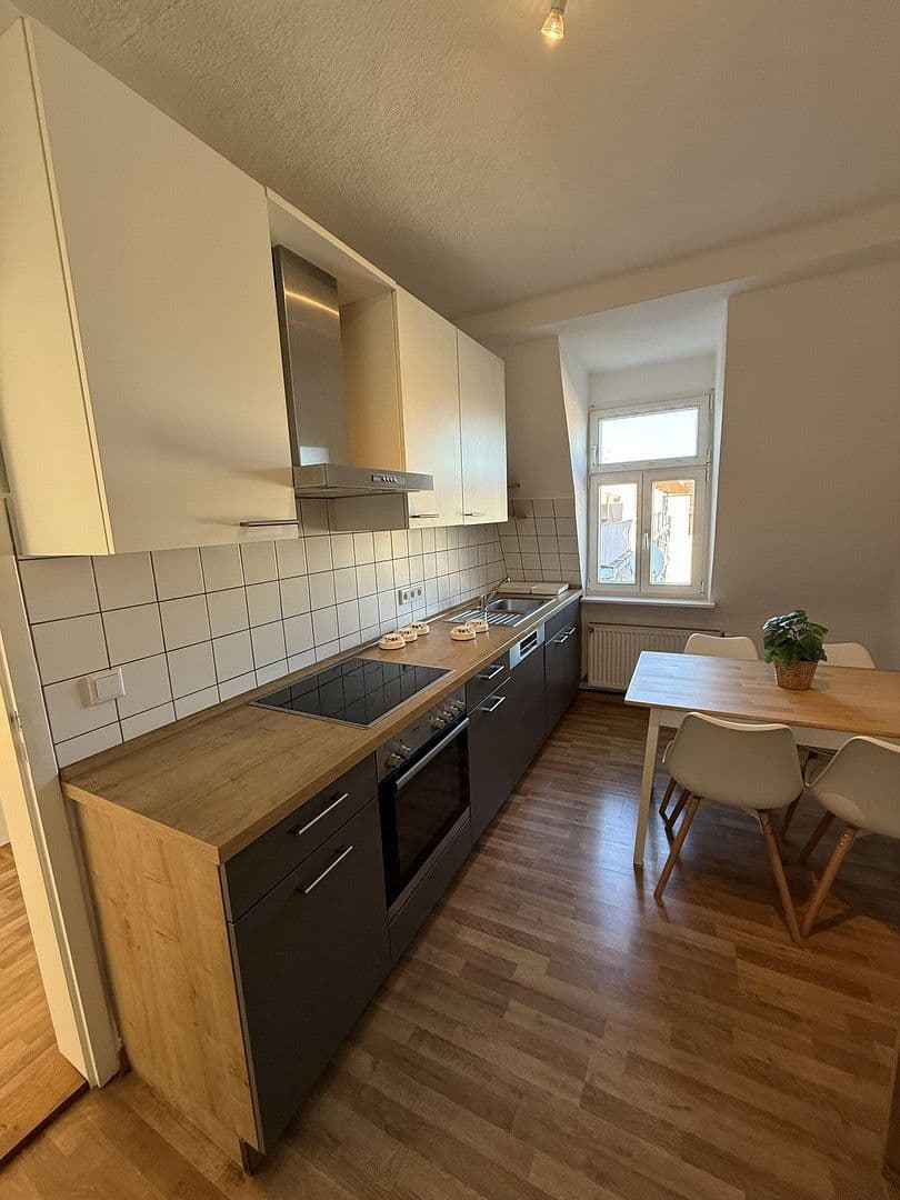 Prenájom bytu 92 m², Orffstraße 10, Nürnberg, Bavorsko Prenájom bytu 92 m², Orffstraße 10, Nürnberg, Bavorsko