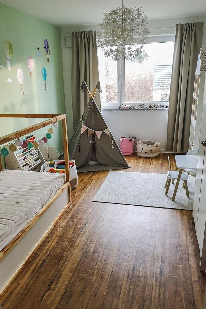 Prenájom bytu 3-izbový 88 m², Georg-Huber-Str. 14, Zorneding, Ortsteil Pöring, Bavorsko Prenájom bytu 3-izbový 88 m², Georg-Huber-Str. 14, Zorneding, Ortsteil Pöring, Bavorsko