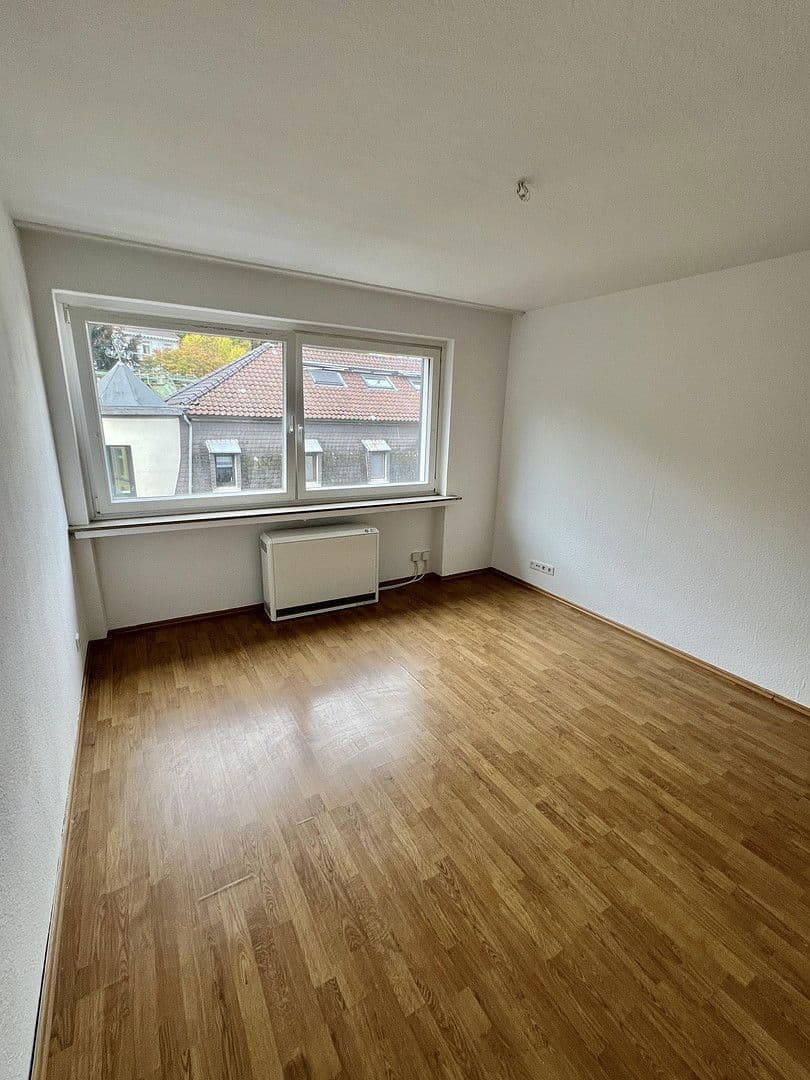 Prenájom bytu 1-izbový 30 m², Wuppertal, Severné Porýnie - Westfálsko Prenájom bytu 1-izbový 30 m², Wuppertal, Severné Porýnie - Westfálsko