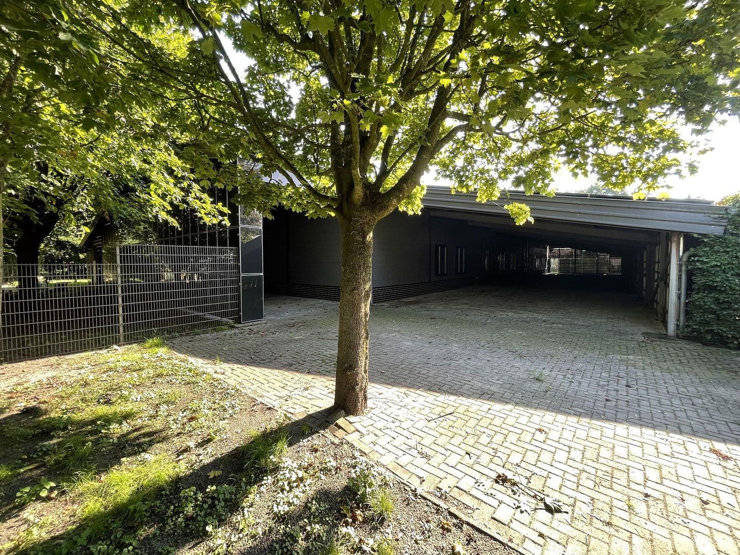 Predaj nebytového priestoru 3.567 m², Huntestrasse 7, Friesoythe, Dolné Sasko Predaj nebytového priestoru 3.567 m², Huntestrasse 7, Friesoythe, Dolné Sasko