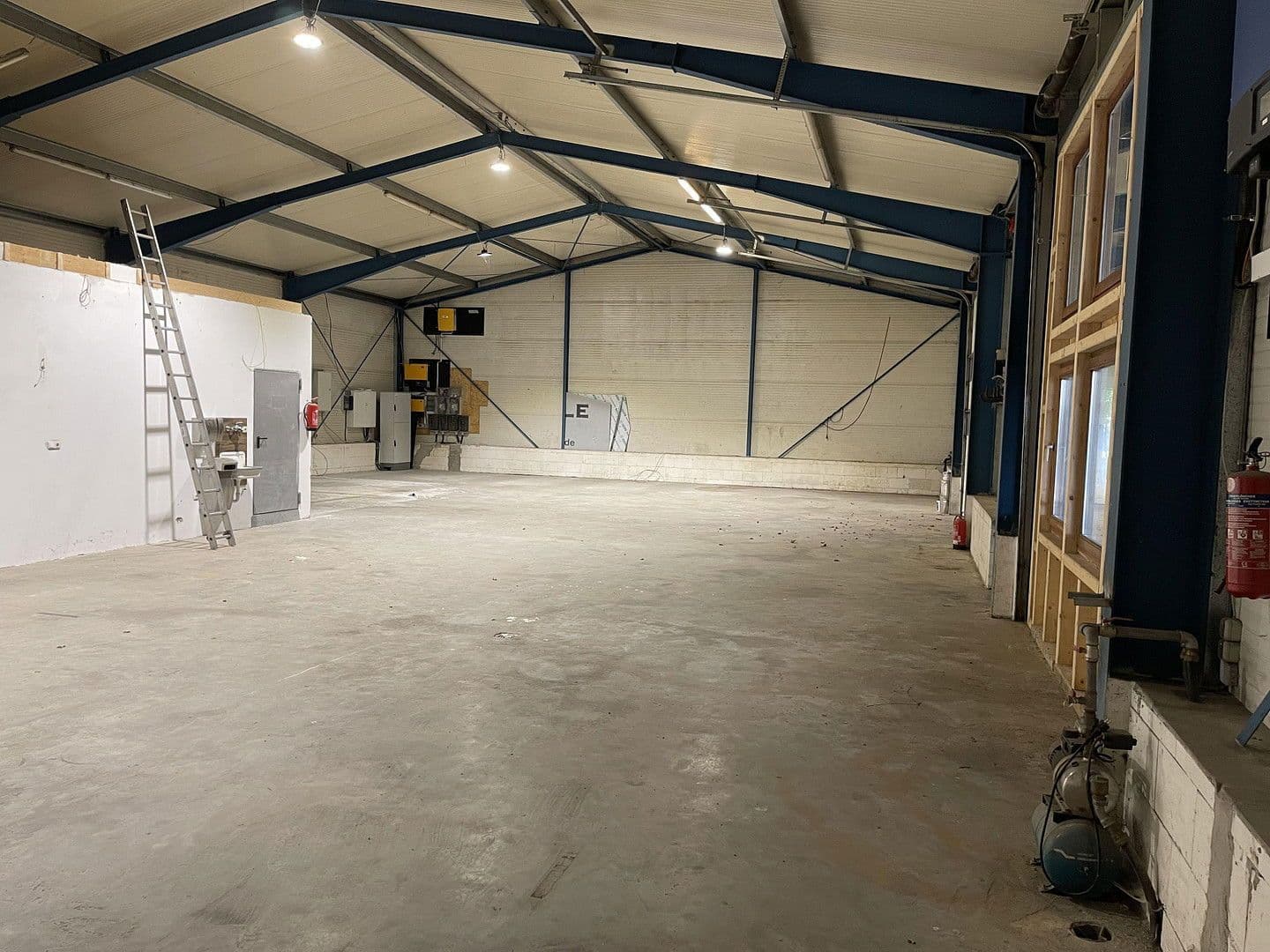 Predaj nebytového priestoru 3.567 m², Huntestrasse 7, Friesoythe, Dolné Sasko Predaj nebytového priestoru 3.567 m², Huntestrasse 7, Friesoythe, Dolné Sasko