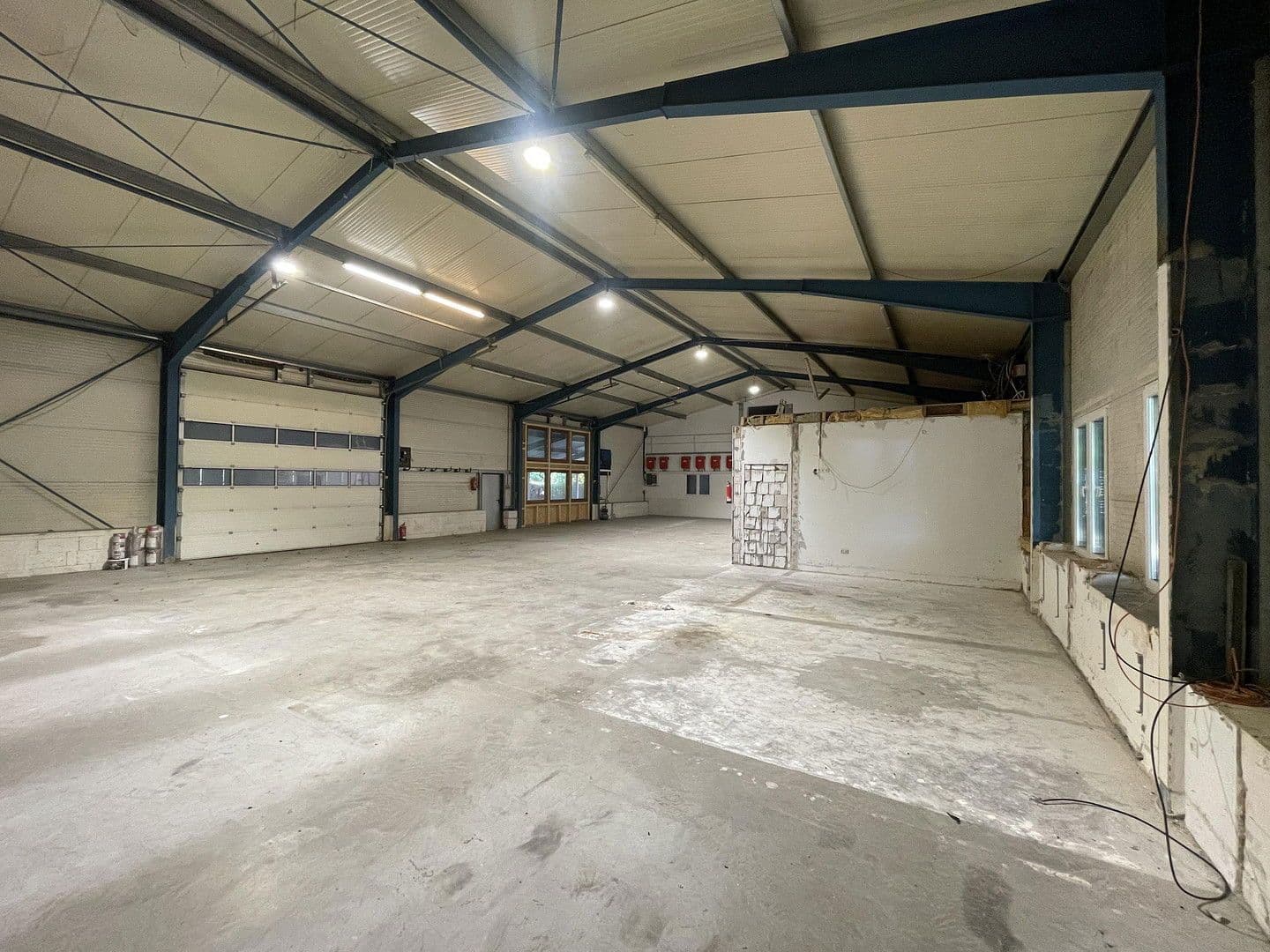 Predaj domu 206 m², pozemek 3.567 m², Huntestrasse 7, Friesoythe, Dolné Sasko Predaj domu 206 m², pozemek 3.567 m², Huntestrasse 7, Friesoythe, Dolné Sasko