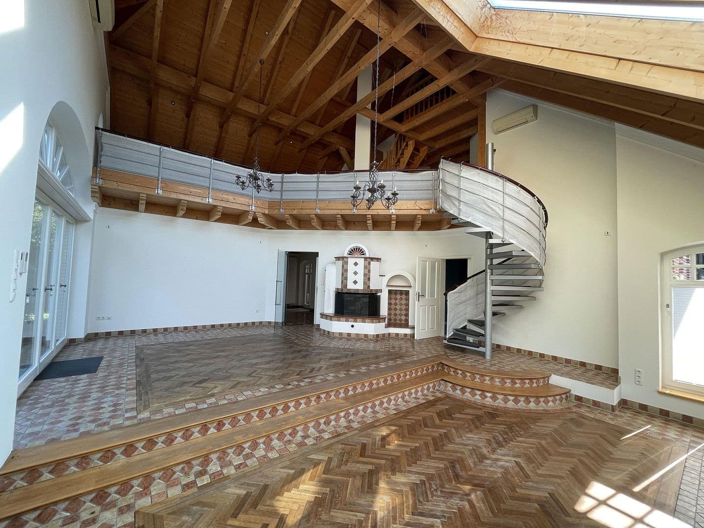 Predaj domu 206 m², pozemek 3.567 m², Huntestrasse 7, Friesoythe, Dolné Sasko Predaj domu 206 m², pozemek 3.567 m², Huntestrasse 7, Friesoythe, Dolné Sasko