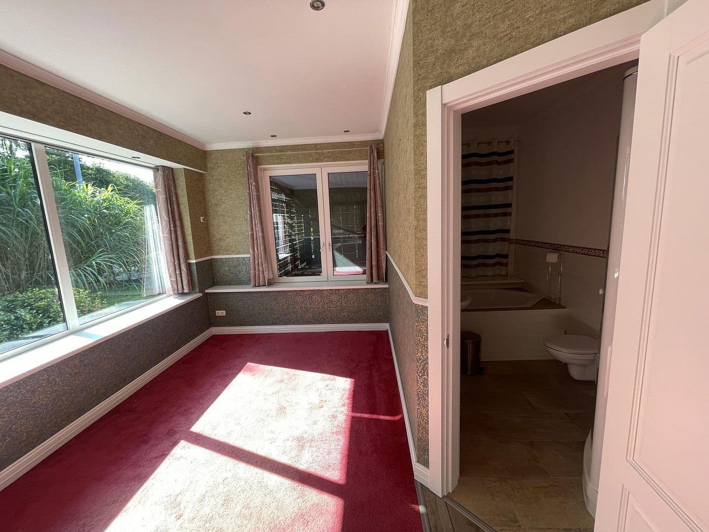 Predaj domu 206 m², pozemek 3.567 m², Huntestrasse 7, Friesoythe, Dolné Sasko Predaj domu 206 m², pozemek 3.567 m², Huntestrasse 7, Friesoythe, Dolné Sasko