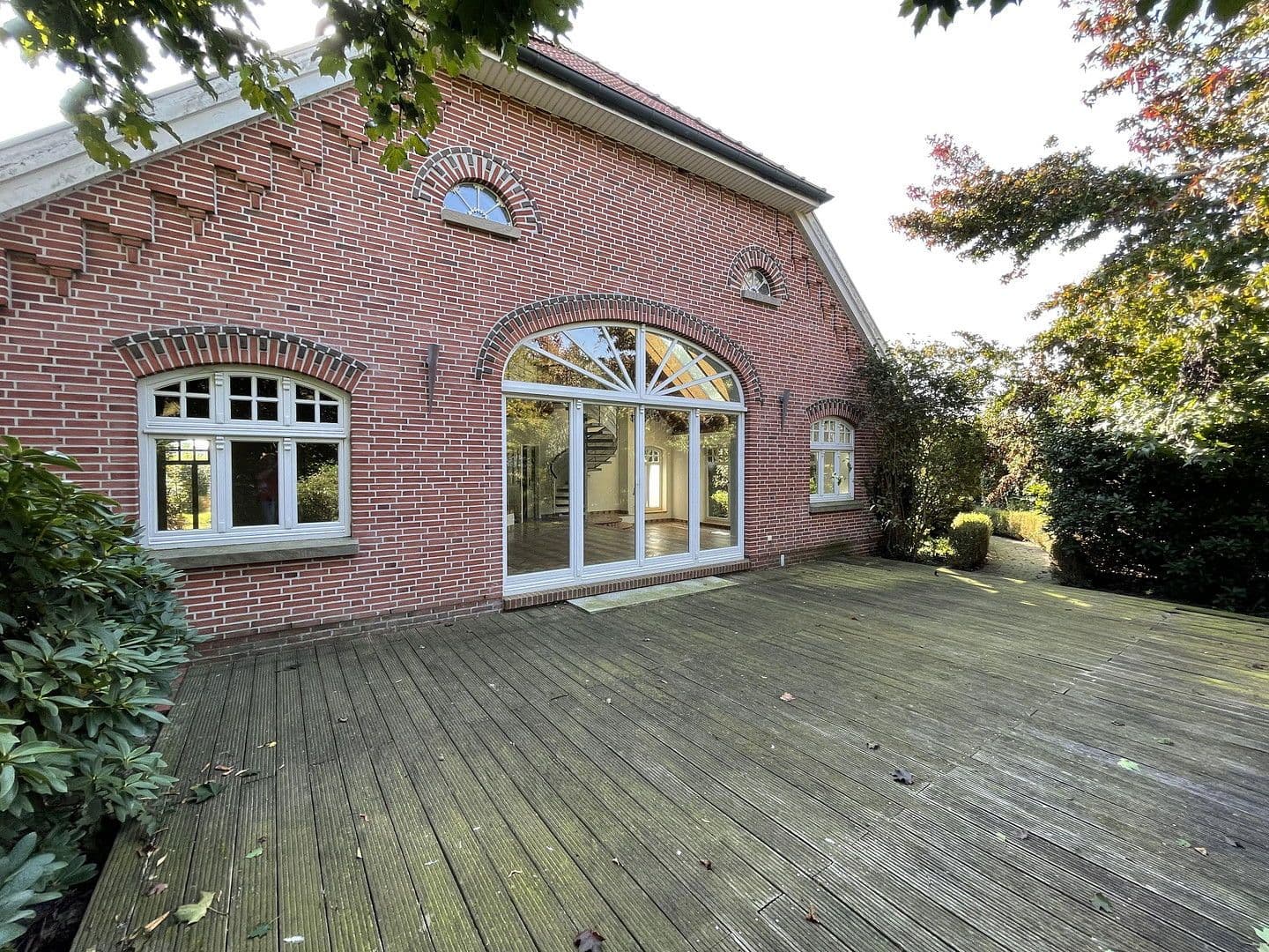 Predaj domu 206 m², pozemek 3.567 m², Huntestrasse 7, Friesoythe, Dolné Sasko Predaj domu 206 m², pozemek 3.567 m², Huntestrasse 7, Friesoythe, Dolné Sasko