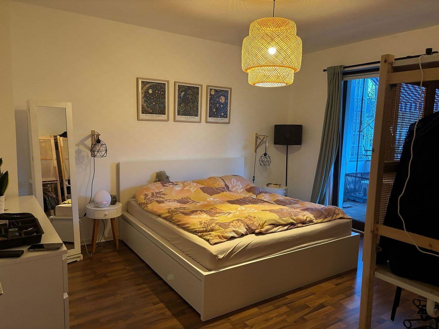 Predaj bytu 3-izbový 91 m², Heinrichstr. 105, Düsseldorf, Severné Porýnie - Westfálsko Predaj bytu 3-izbový 91 m², Heinrichstr. 105, Düsseldorf, Severné Porýnie - Westfálsko