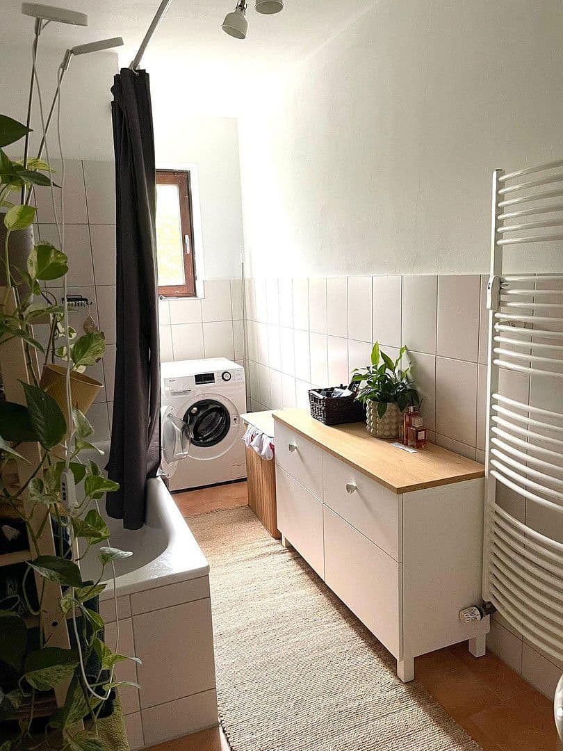 Predaj bytu 3-izbový 91 m², Heinrichstr. 105, Düsseldorf, Severné Porýnie - Westfálsko Predaj bytu 3-izbový 91 m², Heinrichstr. 105, Düsseldorf, Severné Porýnie - Westfálsko