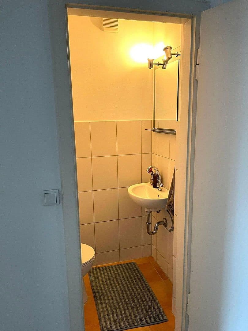 Predaj bytu 3-izbový 91 m², Heinrichstr. 105, Düsseldorf, Severné Porýnie - Westfálsko Predaj bytu 3-izbový 91 m², Heinrichstr. 105, Düsseldorf, Severné Porýnie - Westfálsko