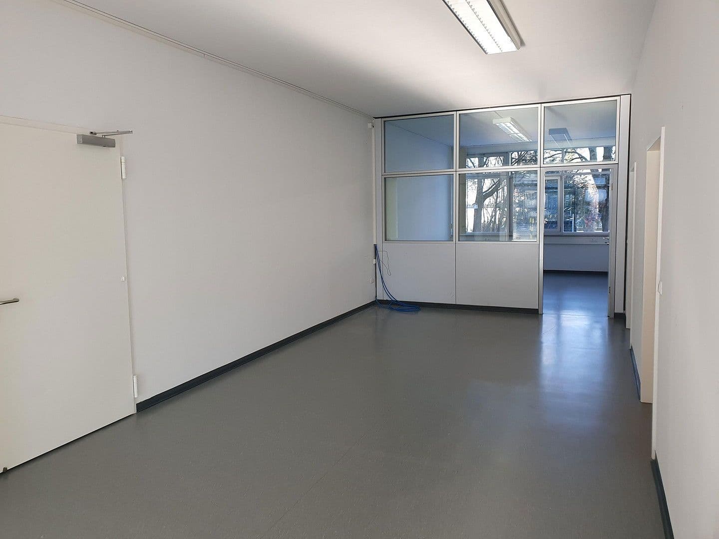 Prenájom kancelárie 512 m², Baldhamer Straße 39, Vaterstetten, Bavorsko Prenájom kancelárie 512 m², Baldhamer Straße 39, Vaterstetten, Bavorsko