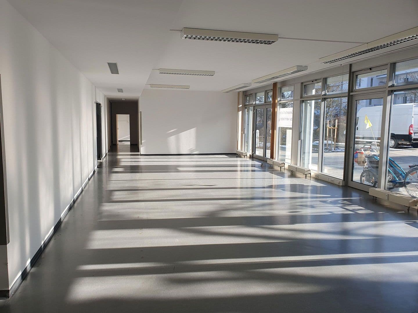 Prenájom kancelárie 512 m², Baldhamer Straße 39, Vaterstetten, Bavorsko Prenájom kancelárie 512 m², Baldhamer Straße 39, Vaterstetten, Bavorsko