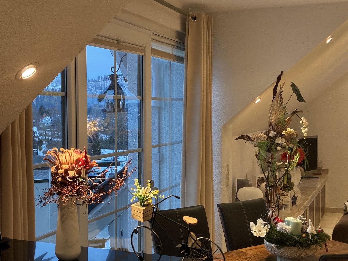 Predaj bytu 4-izbový 105 m², Suhl, Durínsko Predaj bytu 4-izbový 105 m², Suhl, Durínsko