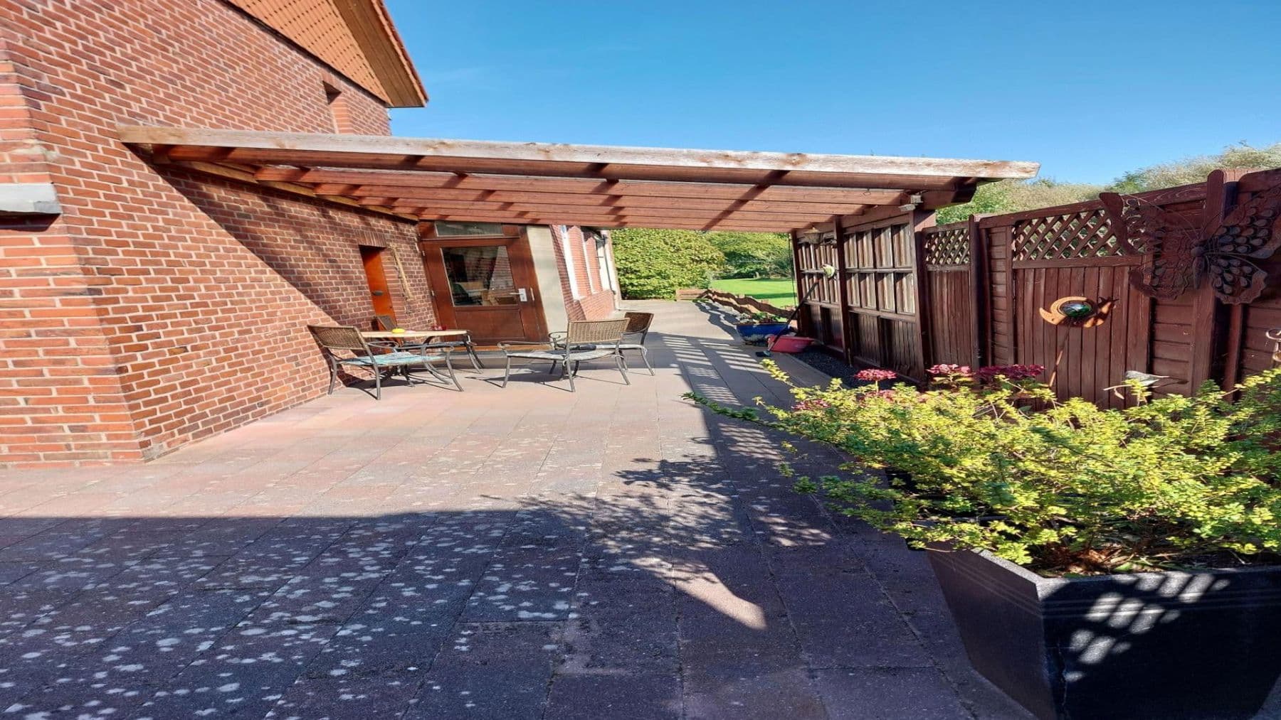 Predaj nebytového priestoru 2.609 m², Deichstrasse 110, Nordenham, Dolné Sasko Predaj nebytového priestoru 2.609 m², Deichstrasse 110, Nordenham, Dolné Sasko