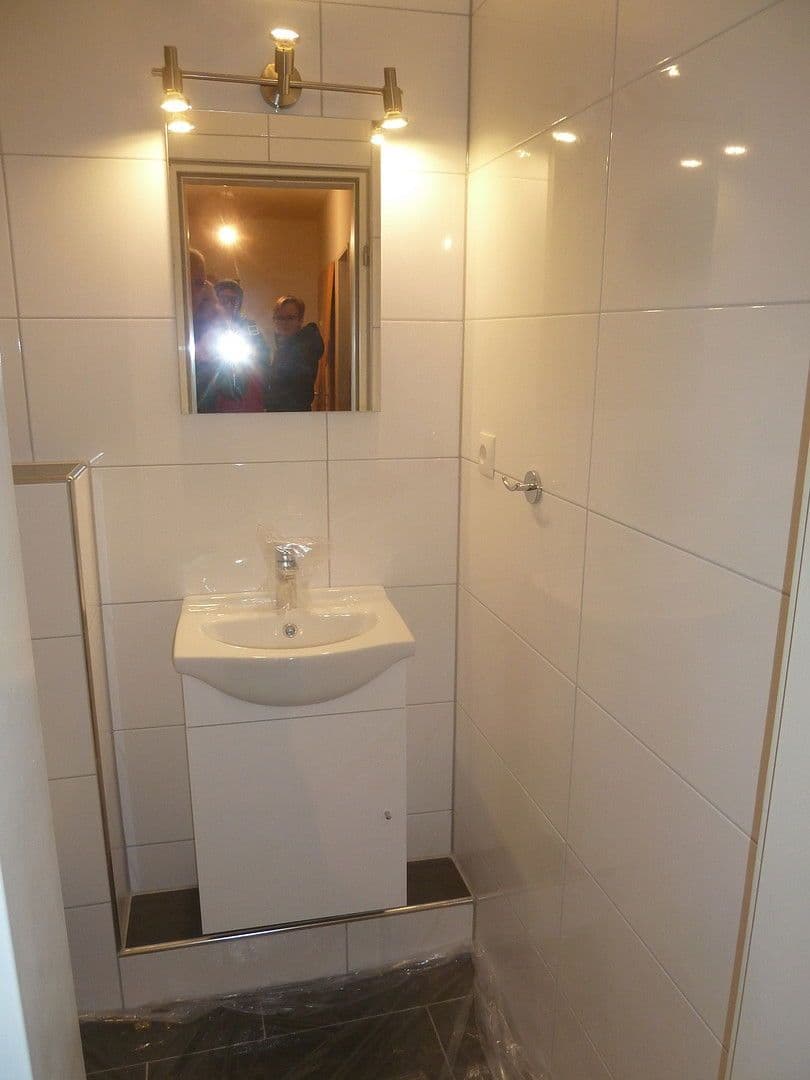 Prenájom bytu 3-izbový 80 m², Bonn, Severné Porýnie - Westfálsko Prenájom bytu 3-izbový 80 m², Bonn, Severné Porýnie - Westfálsko