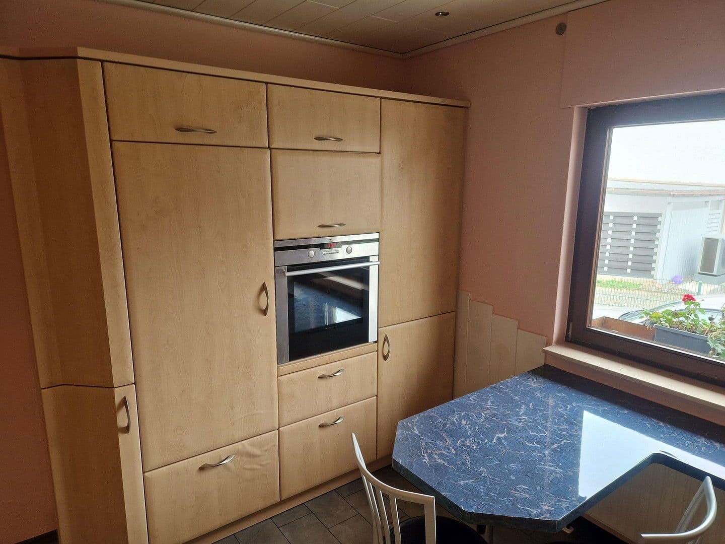 Predaj domu 144 m², pozemek 737 m², Kehl, Bádensko-Wurttembersko Predaj domu 144 m², pozemek 737 m², Kehl, Bádensko-Wurttembersko